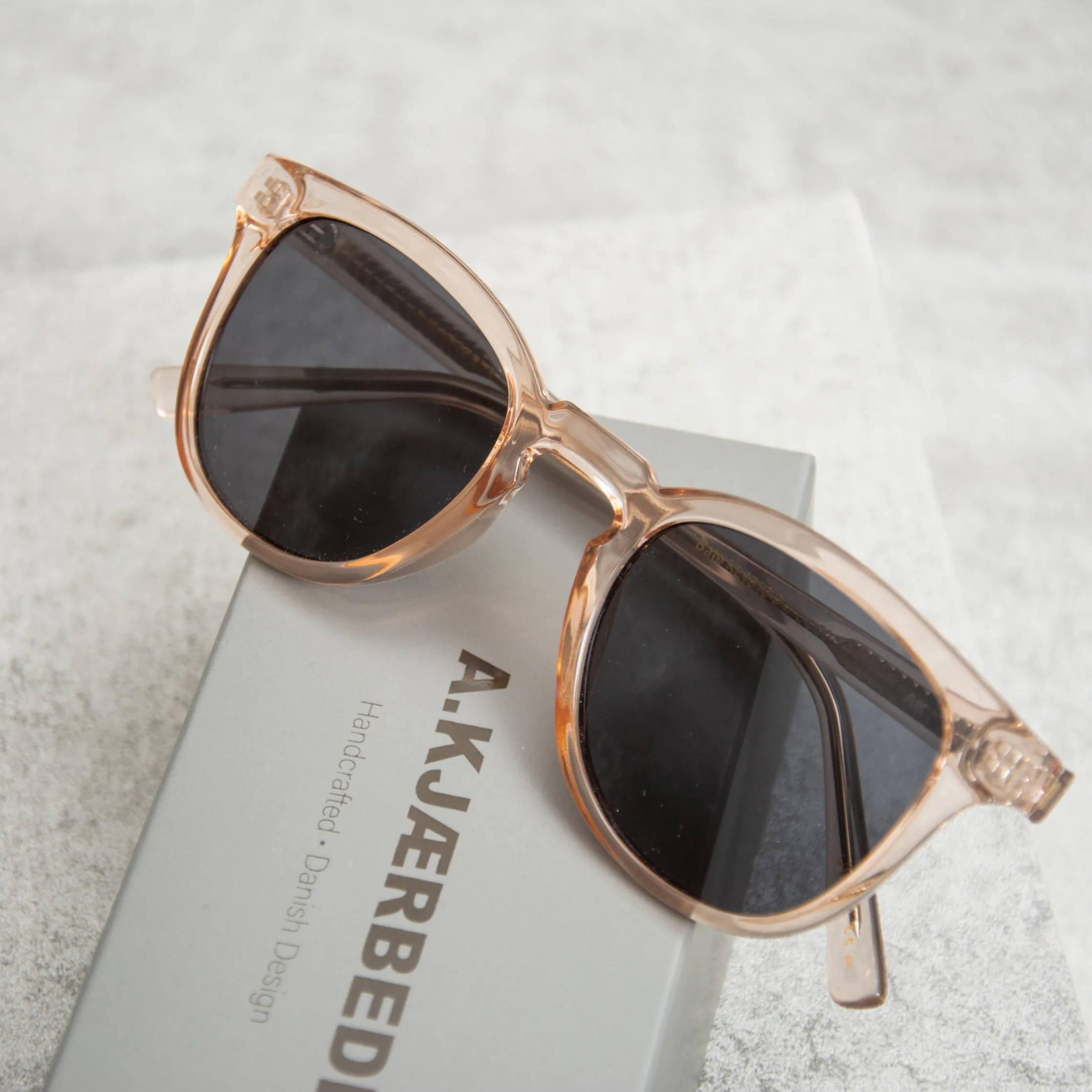 A Kjaerbede Bate KL1910-9 Sunglasses - Champagne