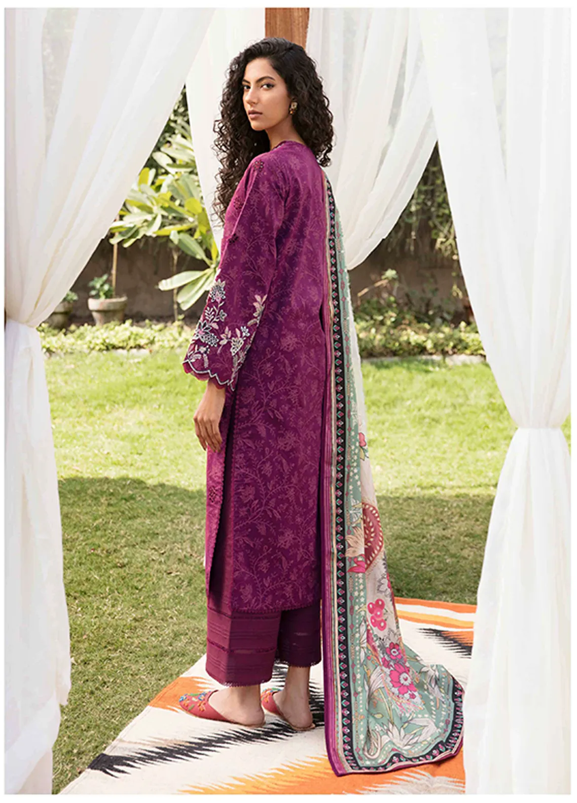 Afsanah By Seran Embroidered Lawn Unstitched 3 Piece Suit - 14