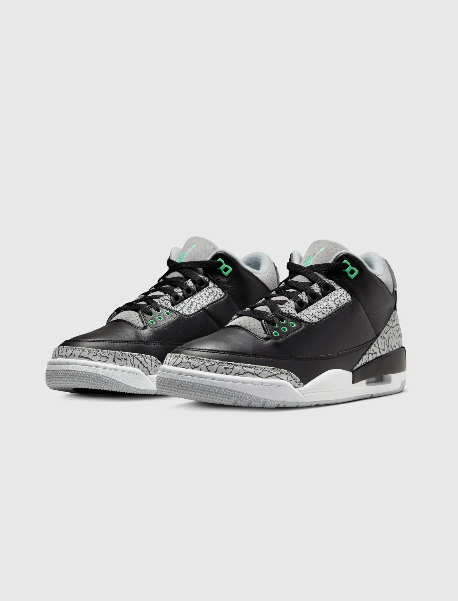 AIR JORDAN 3 RETRO BLACK/ GREEN GLOW