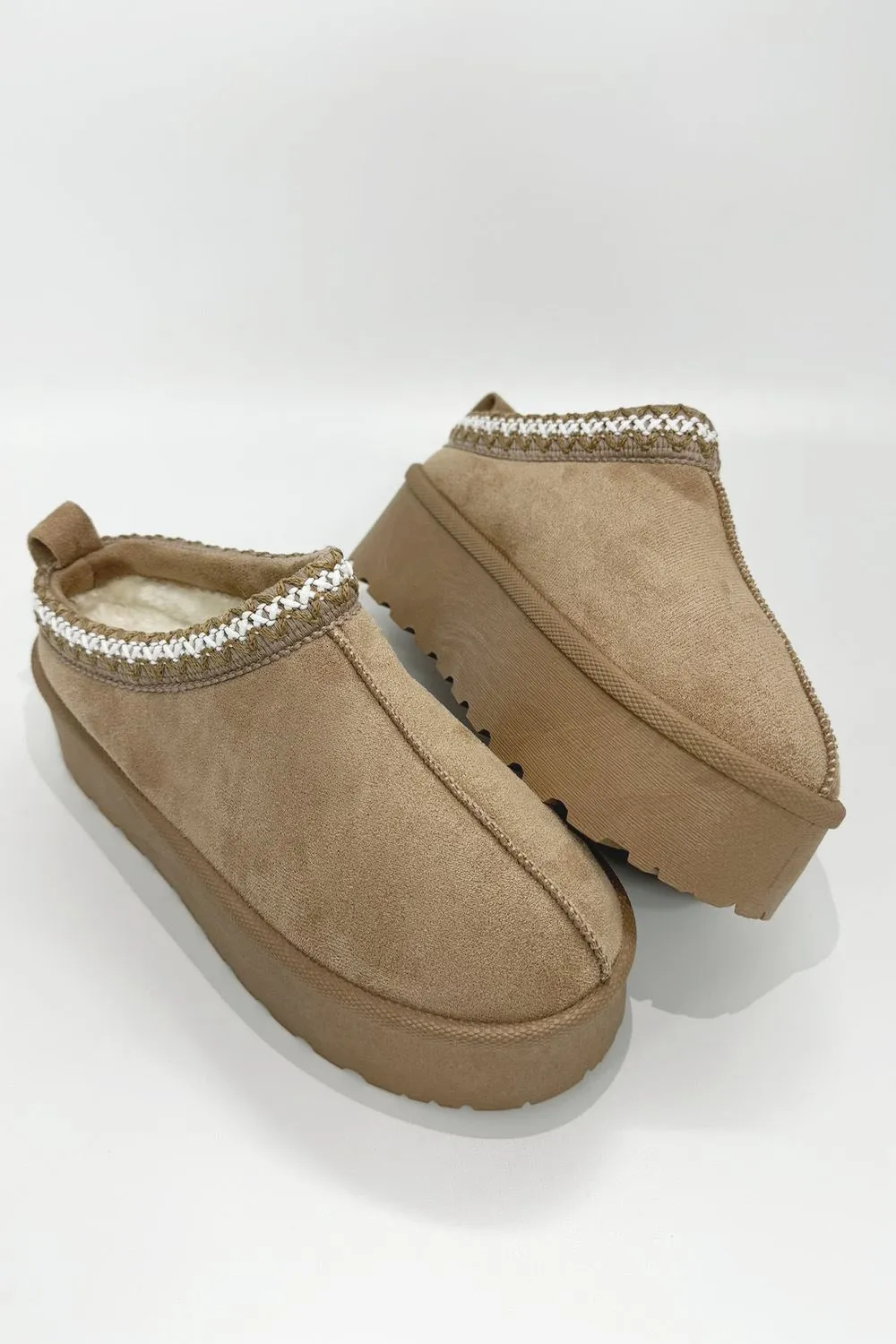 Astri Faux Fur Lining Knit Pattern Detail Flatform Slippers in Sand