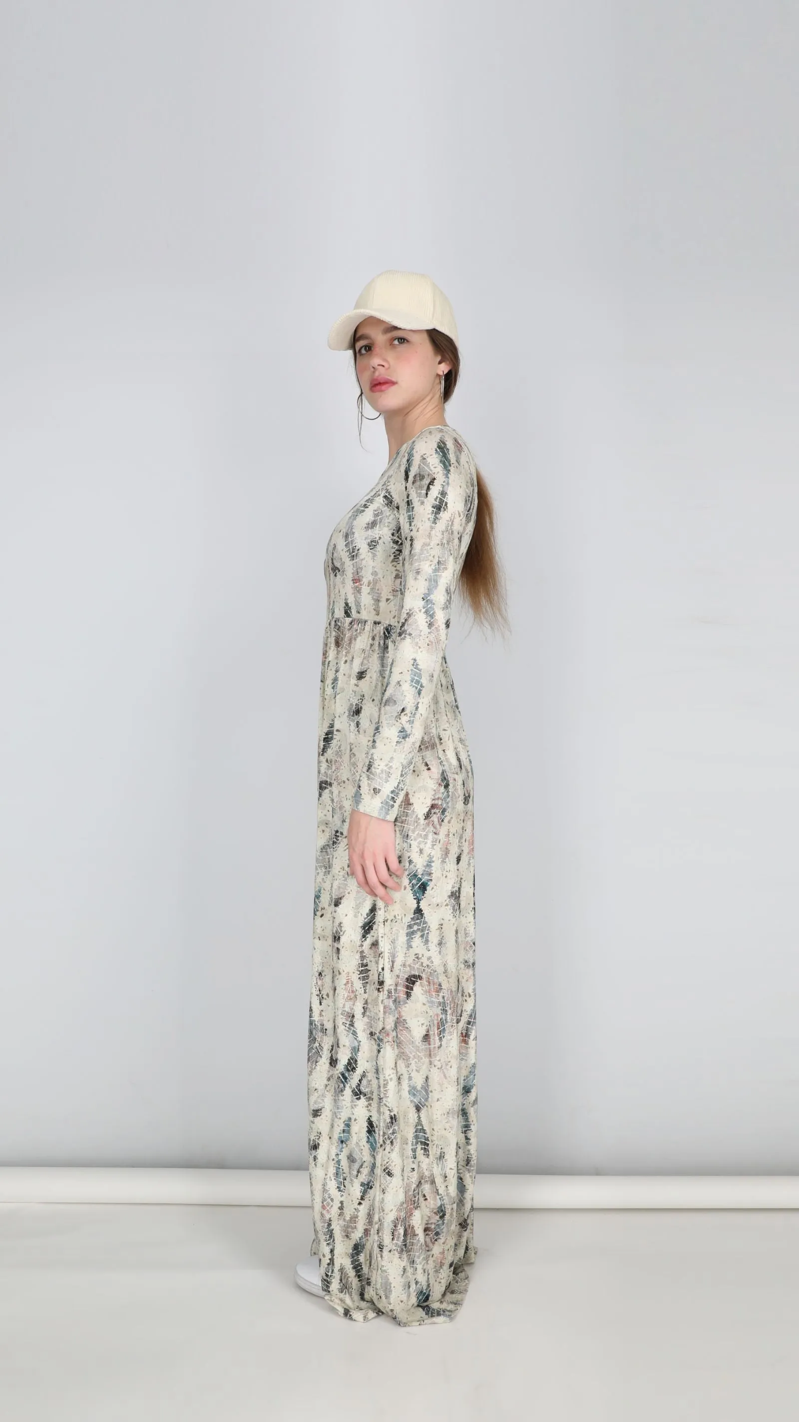 Belted Maxi Dress / Grey Acid