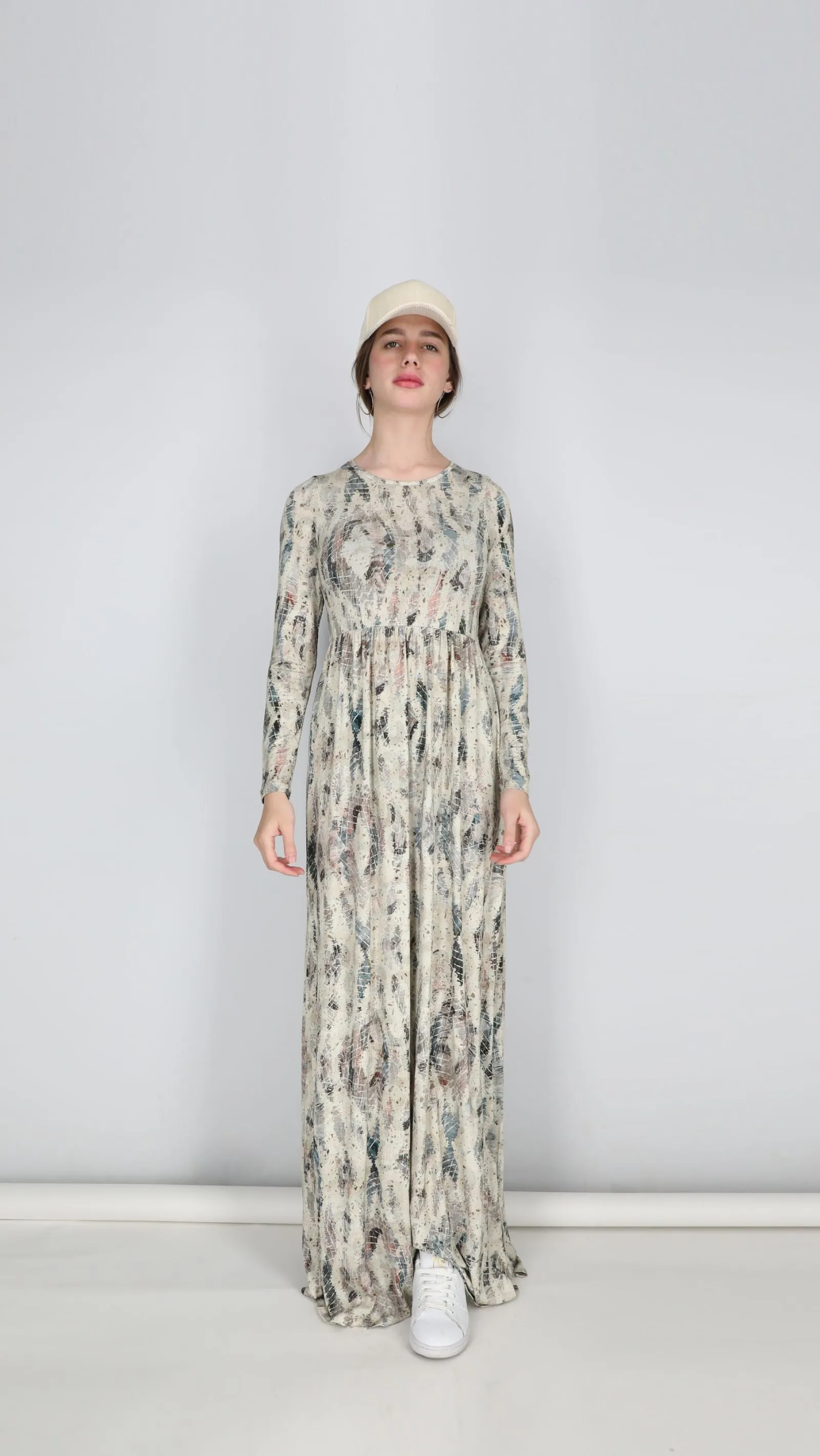 Belted Maxi Dress / Grey Acid