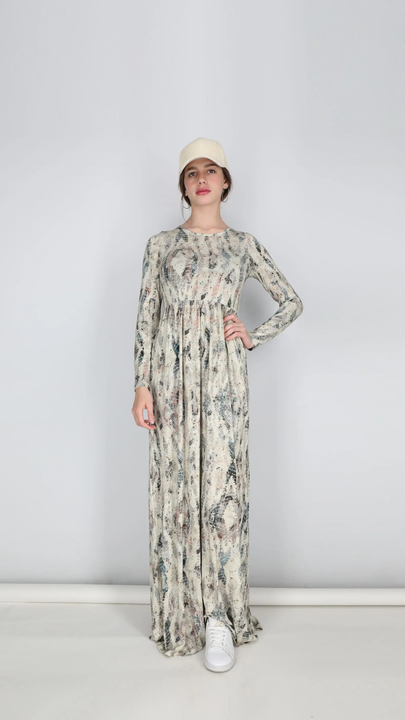 Belted Maxi Dress / Grey Acid