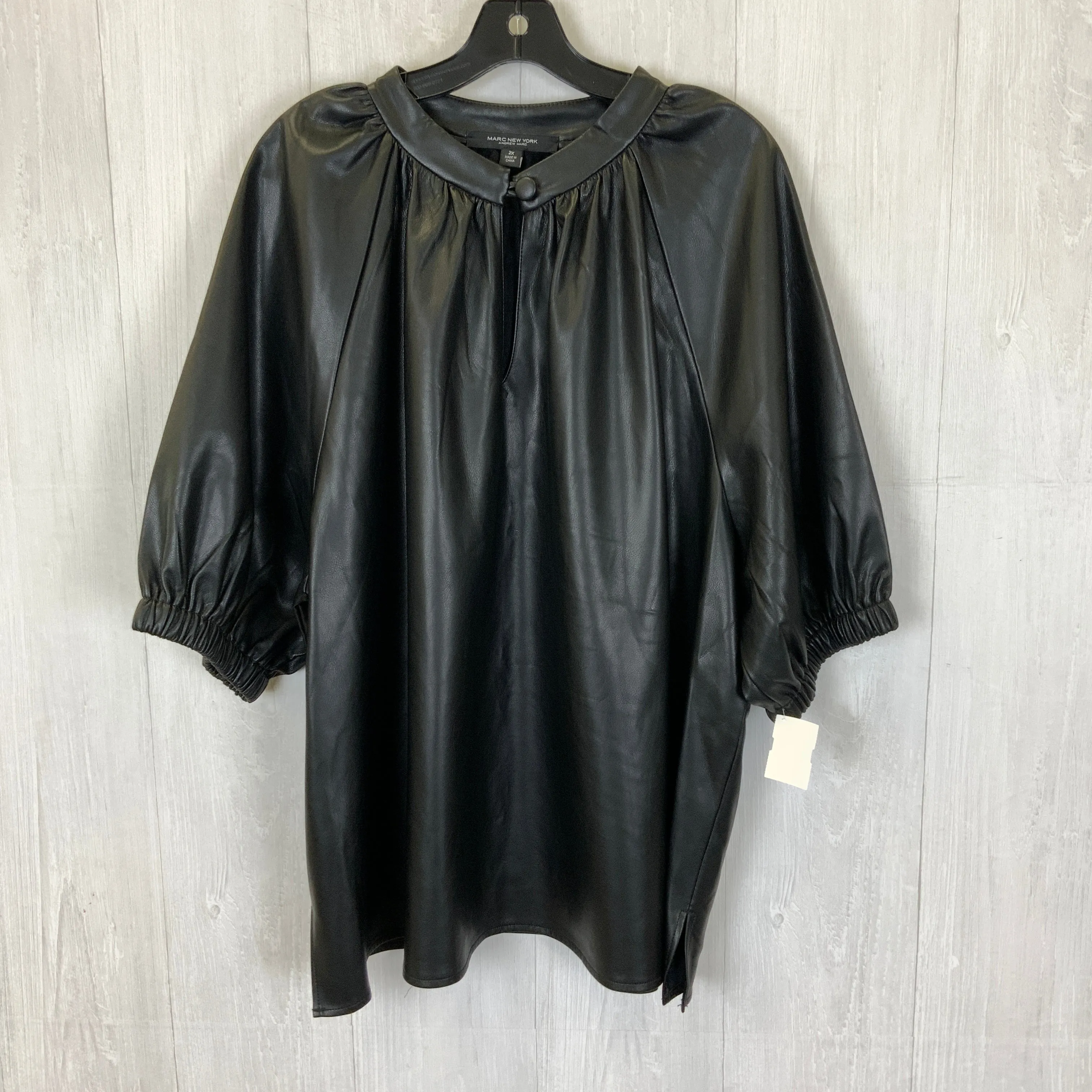 Black Top Short Sleeve Marc New York, Size 2x