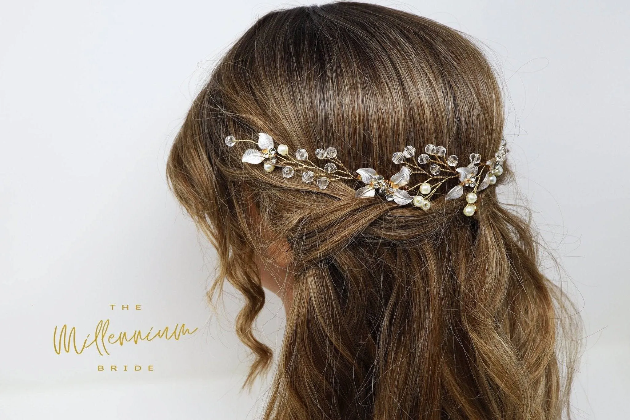 Gold Crystals Leaves Wedding Hair Vine/ Comb, Pearl Bridal Hair Vine, Rhinestone Headband, Delicate Headband, Statement hair accessories.