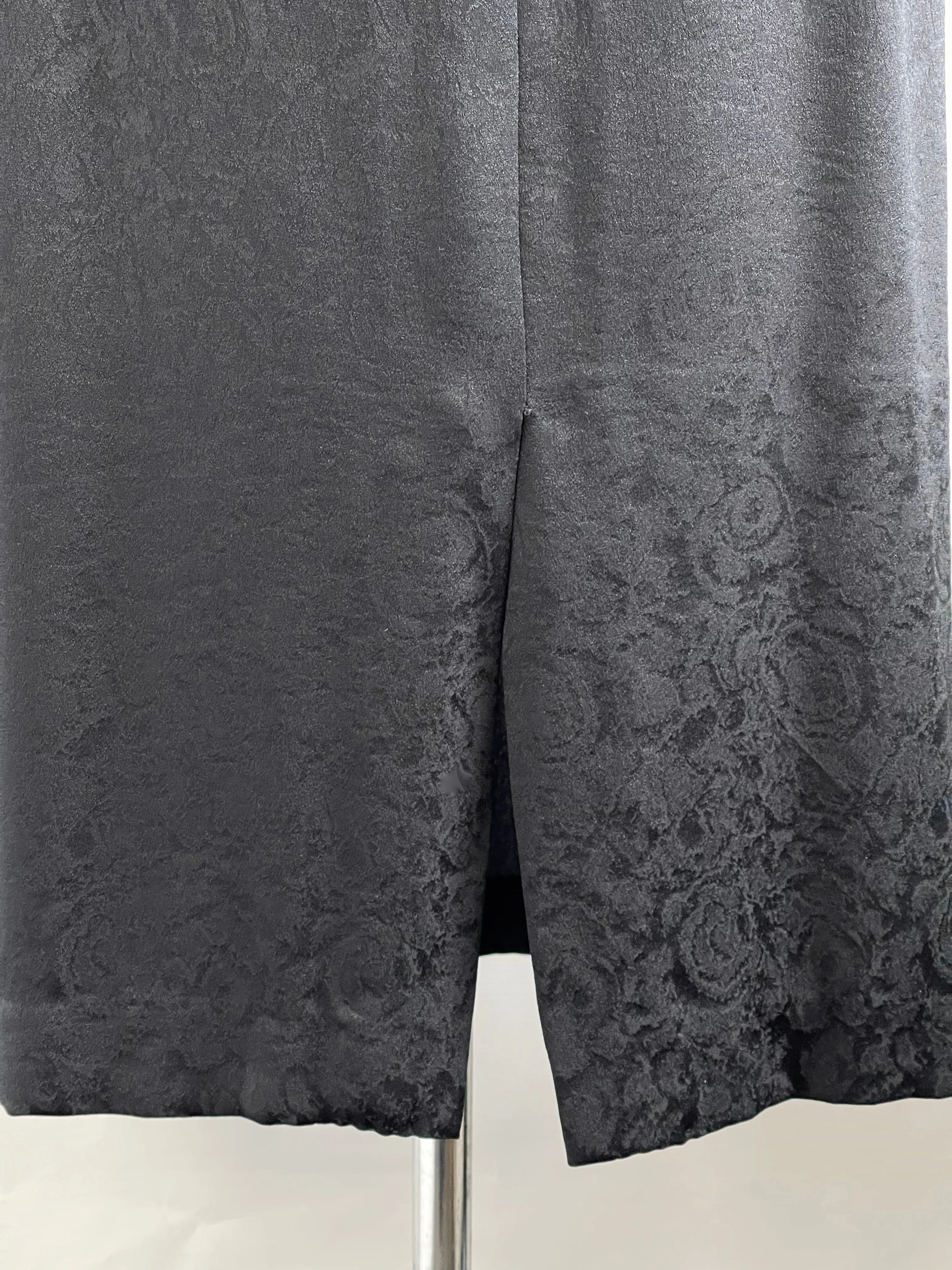 GUCCI 70s 80s Silk Black Floral Jacquard Skirt, Medium Large