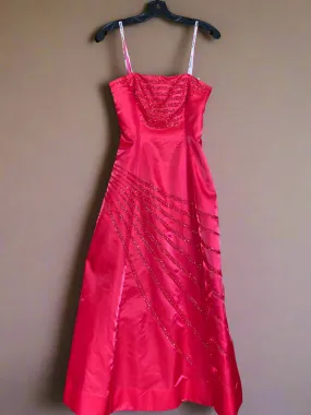 Morgan and Company - Strapless Red Ladies Prom Dress size 5/6