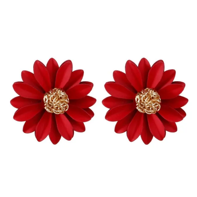 New Cute Small Daisy Flowers Stud Earrings For Women Korean Sweet crystal Flower Earring Girls Fashion Elegant Jewelry