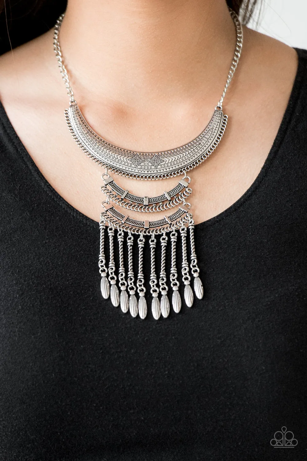 Paparazzi Eastern Empress Silver Necklace Set