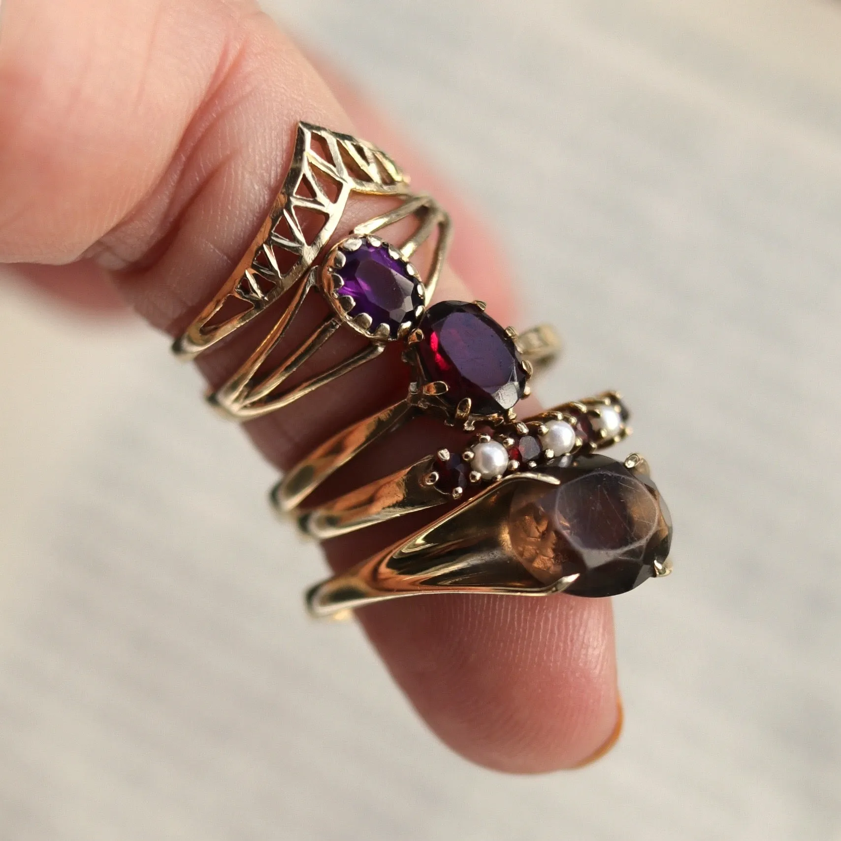 Vintage | Ebba Garnet Ring